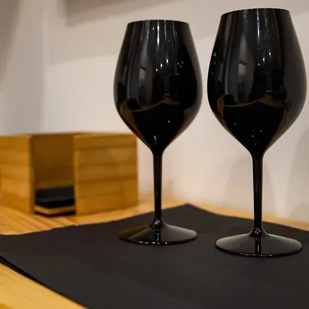 Πανσιόν Geometric Art