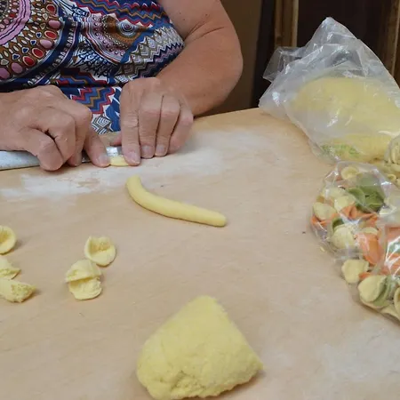 Gasthof Geometric Art Bari