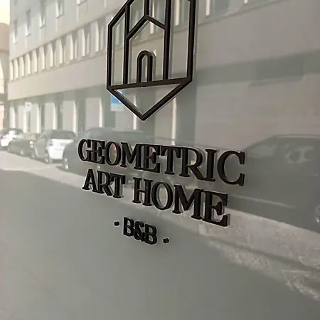 Geometric Art بيت ضيافة