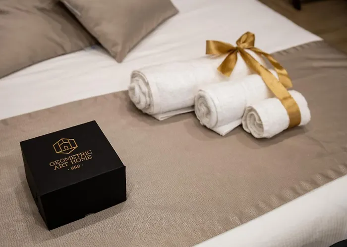 Geometric Art 4* バーリ