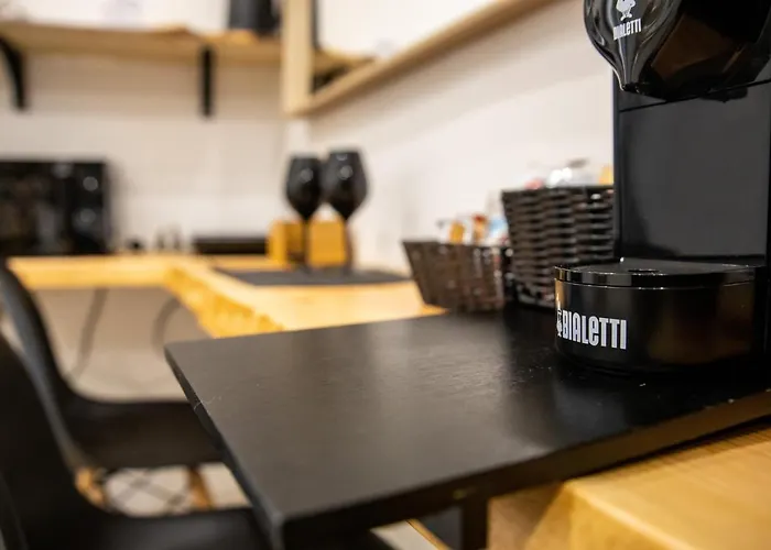 Geometric Art 4* バーリ