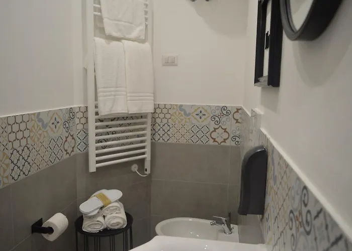 Geometric Art ゲストハウス